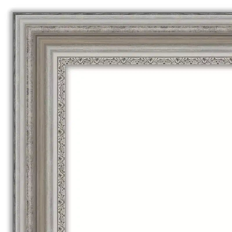Espejo de pared plateado sin bisel, 42" x 30"