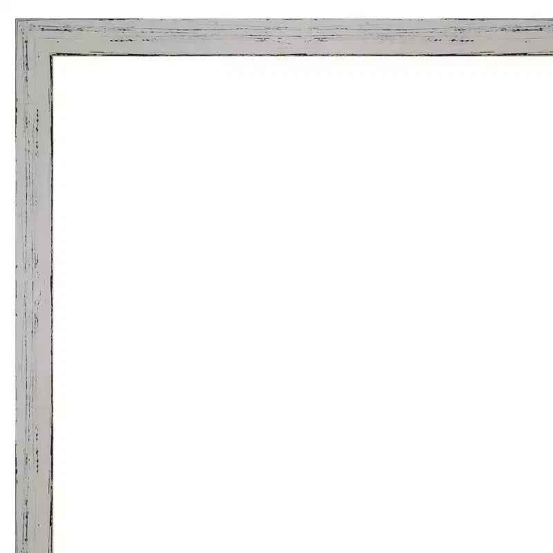 39" x 28" schmales Badezimmer-Wandspiegel aus weißem Holz im Shiplap-Stil ohne Facettenschliff: inklusive Montagematerial