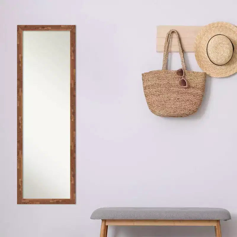 Miroir de porte en bois de couleur pacanier clair, sans biseau, 17" x 51"