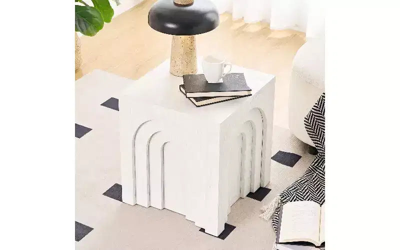 Moderner quadratischer Beistelltisch, Beistelltisch aus MDF in Massivholzoptik, kleiner Akzent-Couchtisch fürs Wohnzimmer, Nachttisch fürs Schlafzimmer