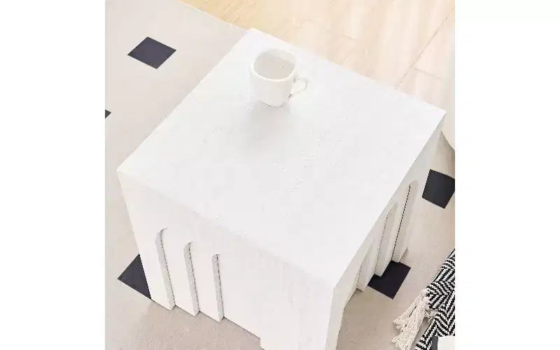 Moderner quadratischer Beistelltisch, Beistelltisch aus MDF in Massivholzoptik, kleiner Akzent-Couchtisch fürs Wohnzimmer, Nachttisch fürs Schlafzimmer