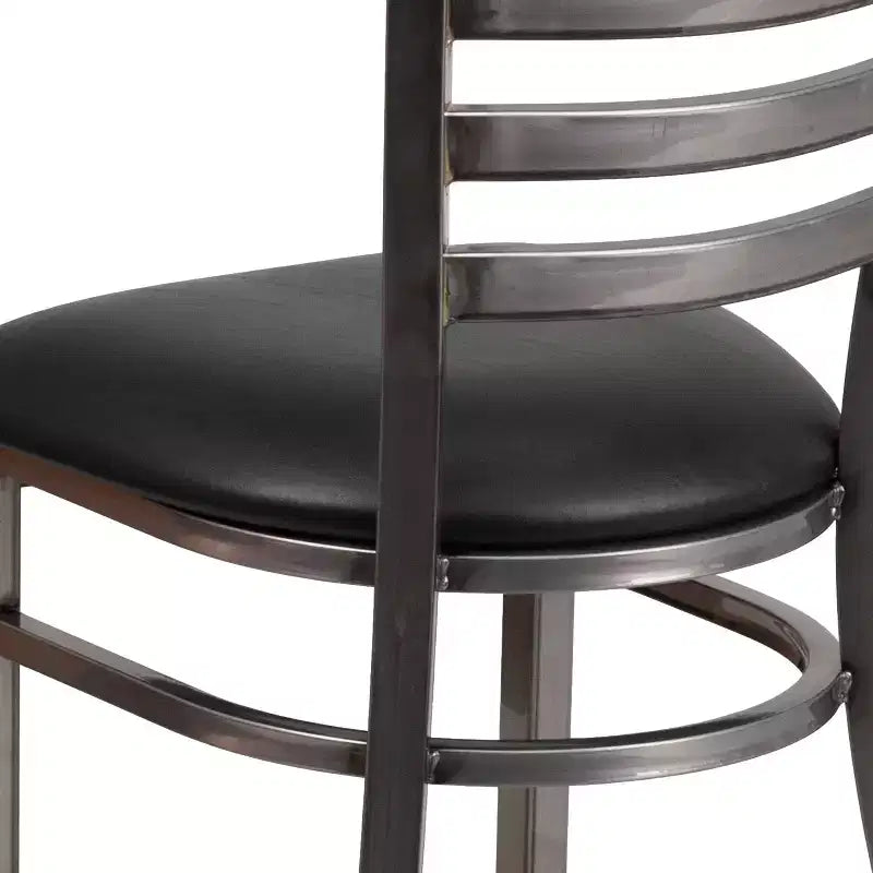 Juego de 2 sillas metálicas para restaurante con respaldo de escalera y acabado transparente