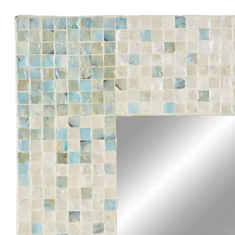Handgefertigter Wandspiegel aus Perlmuttmosaik mit blauen Ecken, cremefarben