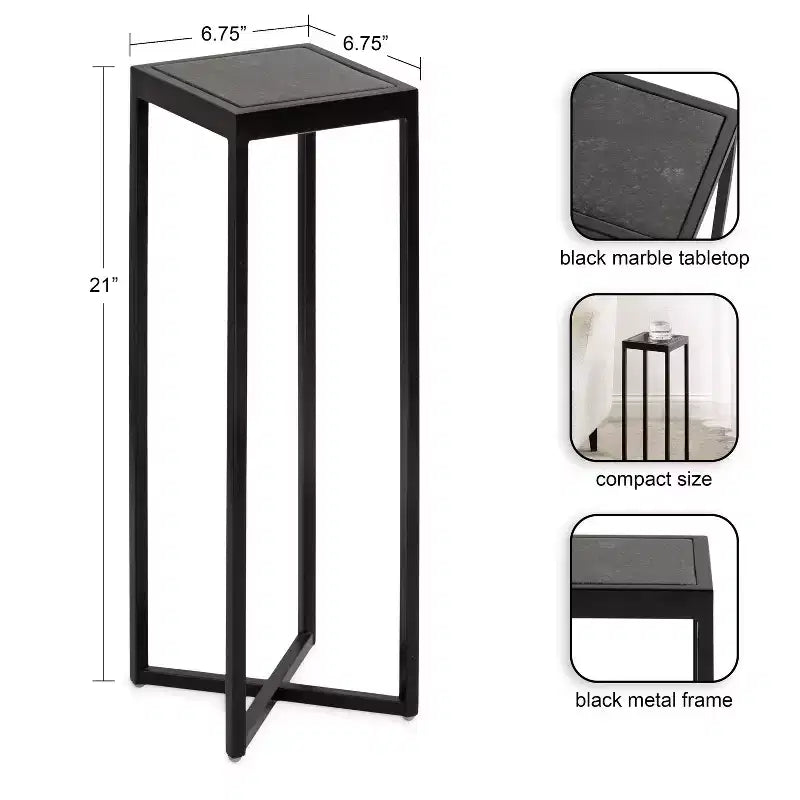 Mesa auxiliar cuadrada de metal